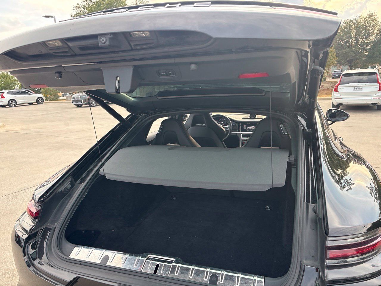 Used 2018 Porsche Panamera 4S AWD/4WD image 10