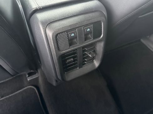 Used 2025 Ford Bronco Outer Banks image 14