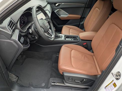 Used 2025 Audi Q3 2.0T Premium w/ Convenience Package image 31