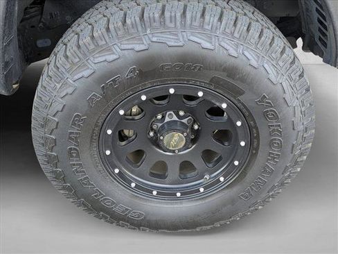 Used 2015 Toyota Tacoma PreRunner w/ SR5 Package image 22