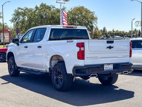 Used 2026 Chevrolet Silverado 1500 Custom Trail Boss AWD/4WD image 2