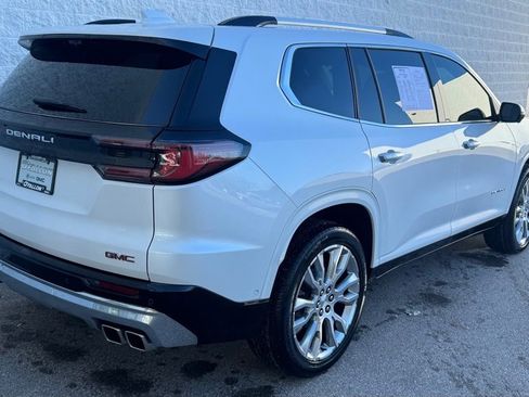 Used 2025 GMC Acadia Denali w/ Super Cruise Package image 4