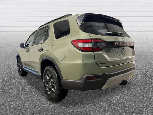 New 2026 Honda Pilot TrailSport image 3
