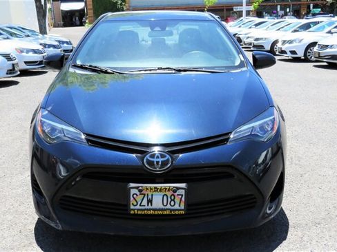 Used 2017 Toyota Corolla LE FWD image 5