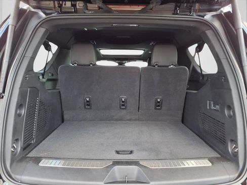 Certified 2026 GMC Yukon XL Denali w/ Sun & Power Step Package AWD/4WD image 8