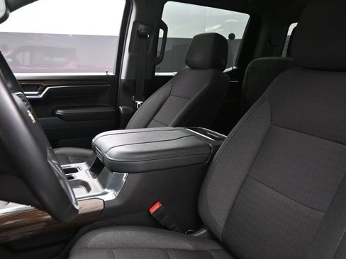 Used 2024 Chevrolet Silverado 1500 LT RWD image 17
