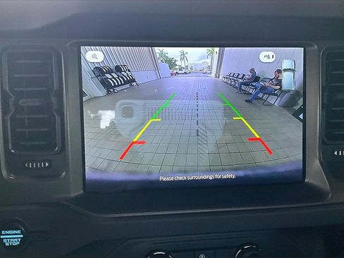 Used 2025 Ford Bronco Big Bend image 13