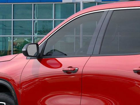 New 2026 Chevrolet Traverse High Country FWD image 36