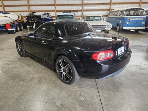 Used 2010 MAZDA MX-5 Miata Grand Touring w/ Premium Pkg RWD image 6