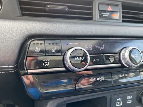 Used 2024 Honda Pilot Elite image 17