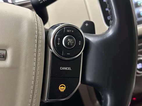 Used 2015 Land Rover Range Rover Supercharged AWD/4WD image 17