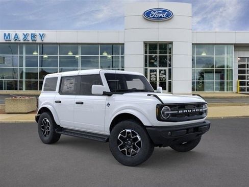 New 2026 Ford Bronco Outer Banks image 82