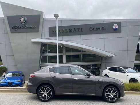 Used 2022 Maserati Levante GT image 4