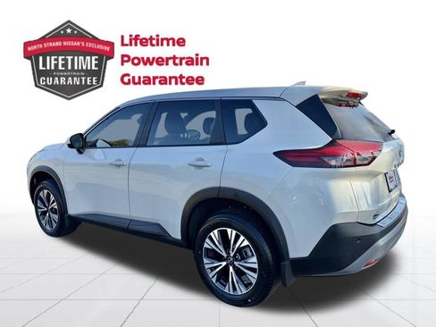 Certified 2023 Nissan Rogue SV FWD image 3