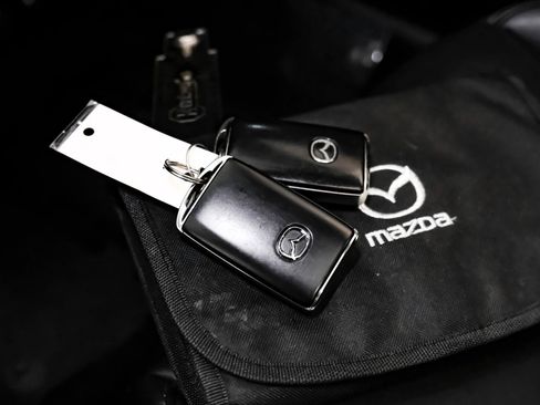 Used 2021 MAZDA MAZDA3 s image 56