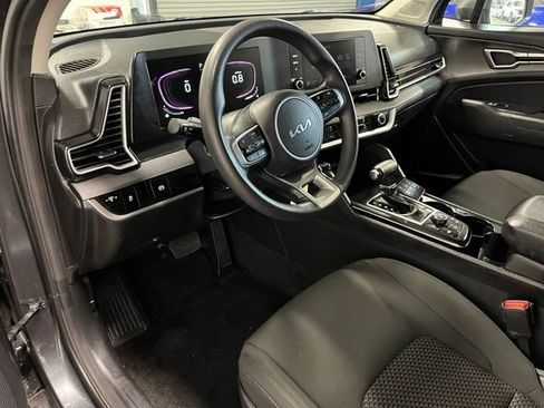 Used 2024 Kia Sportage LX AWD/4WD image 19