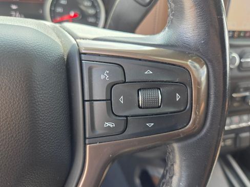 Used 2022 Chevrolet Silverado 3500 High Country AWD/4WD image 23