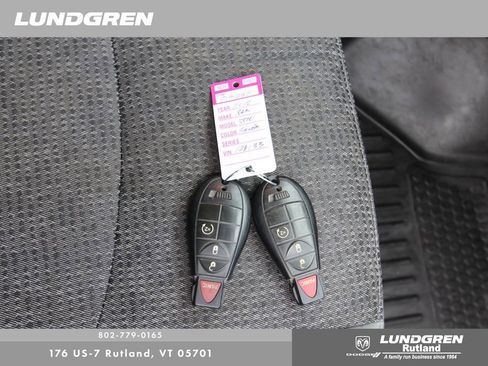 Used 2016 RAM 3500 Big Horn image 31