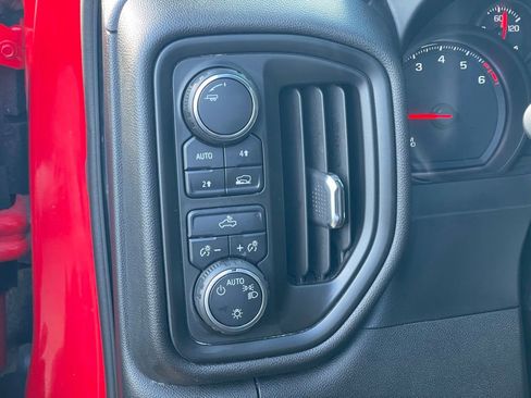 Used 2020 Chevrolet Silverado 1500 Custom w/ Custom Value Package image 16