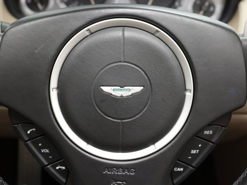 Used 2015 Aston Martin DB9 Volante Carbon Edition Convert image 26