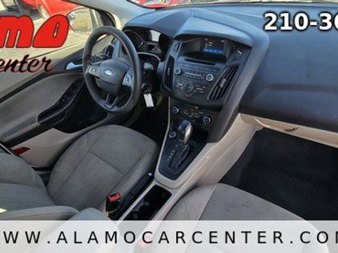 Used 2017 Ford Focus SE image 13