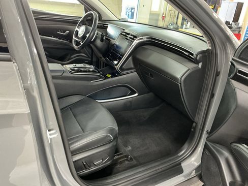 Certified 2024 Hyundai Tucson Limited image 16