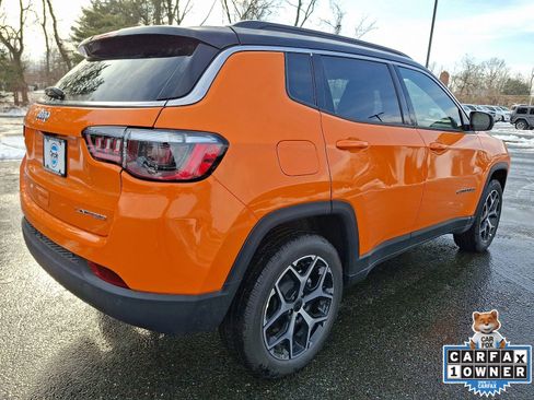 New 2026 Jeep Compass Limited image 3