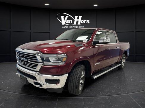 Used 2019 RAM 1500 Laramie AWD/4WD image 3