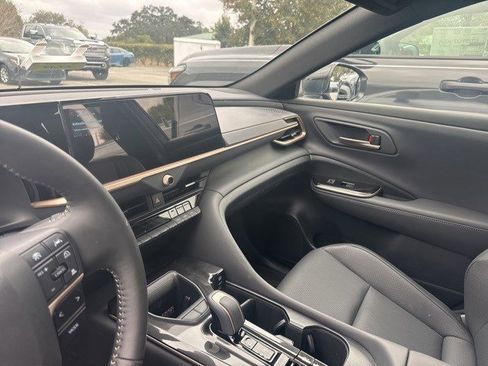 Certified 2026 Toyota Crown XLE image 5