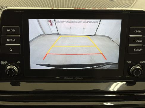 Used 2021 Kia Seltos EX image 16