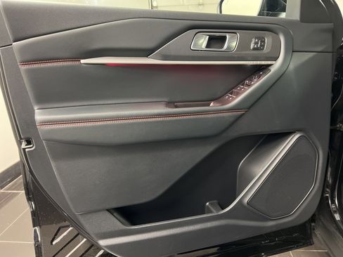 New 2026 Ford Explorer ST-Line w/ ST-Line Street Pack image 29