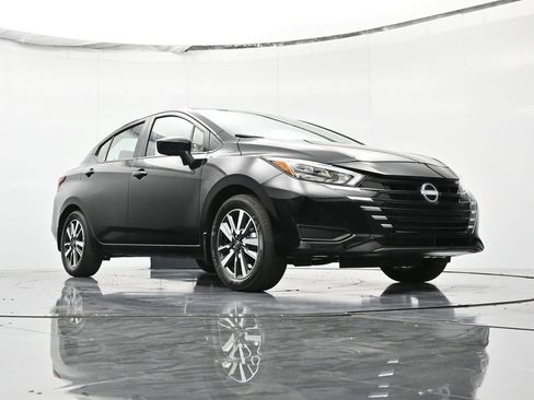 New 2025 Nissan Versa SV w/ Trunk Package FWD image 44