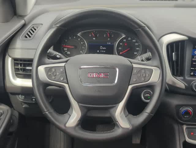 Used 2024 GMC Terrain SLT AWD/4WD image 14