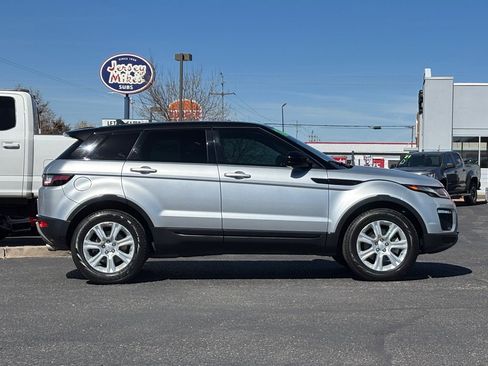 Used 2016 Land Rover Range Rover Evoque SE Premium image 36