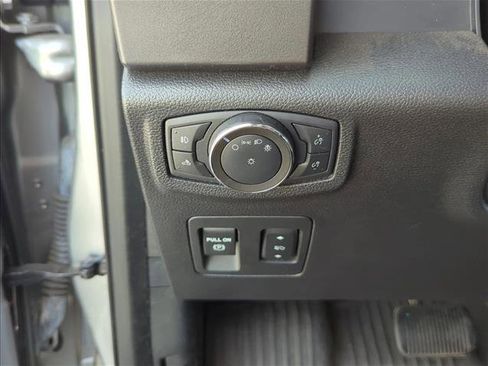 Used 2020 Ford F150 XLT w/ Equipment Group 302A Luxury image 12