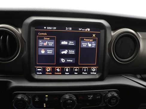 Used 2023 Jeep Wrangler Unlimited w/ Cold Weather Group image 23