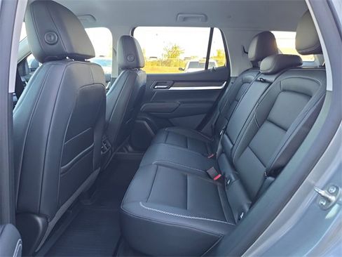 New 2026 GMC Terrain Denali w/ LPO, Black Badging Package image 16