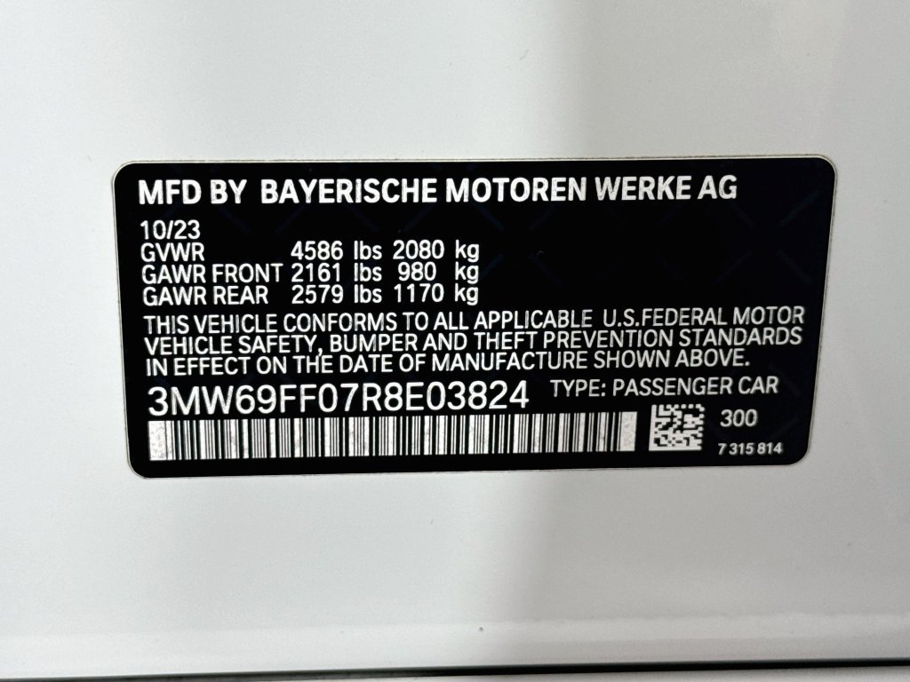 Used 2024 BMW 330i Sedan w/ Convenience Package RWD image 40