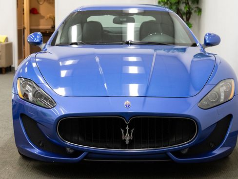 Used 2014 Maserati GranTurismo Sport image 12