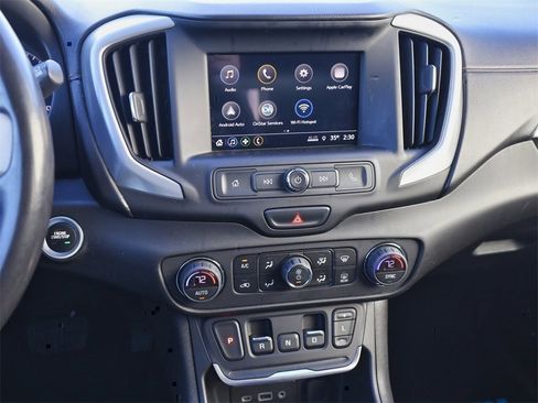 Used 2018 GMC Terrain SLE w/ Driver Convenience Package image 18