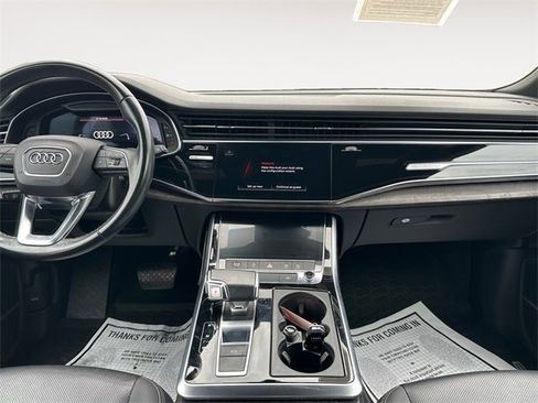 Used 2021 Audi Q8 Premium Plus w/ Premium Plus Package image 11