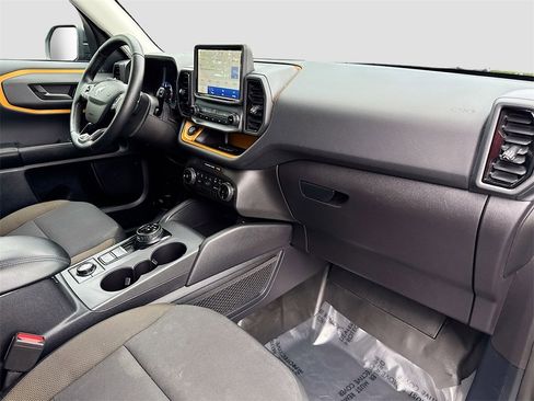 Used 2023 Ford Bronco Sport Badlands image 28
