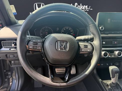 Used 2025 Honda Civic Sport image 12