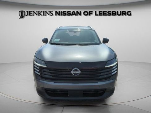 New 2026 Nissan Kicks SV w/ Charging Package image 3