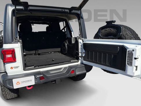 Used 2018 Jeep Wrangler Unlimited Rubicon image 23