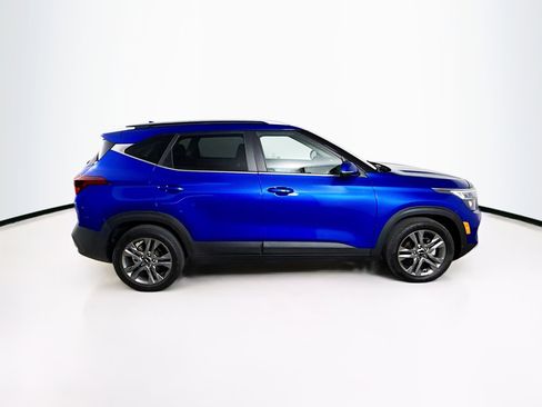 Used 2022 Kia Seltos S image 2