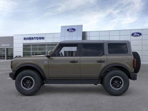 New 2026 Ford Bronco Outer Banks w/ Sasquatch Package AWD/4WD image 3