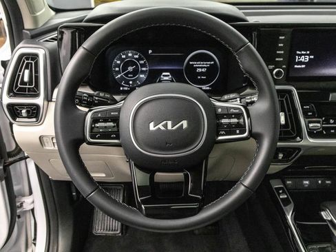 Used 2023 Kia Sorento SX FWD image 18