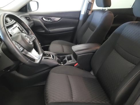 Used 2018 Nissan Rogue SV w/ Premium Package AWD/4WD image 17