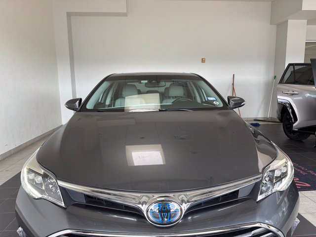 Used 2017 Toyota Avalon Limited FWD image 3